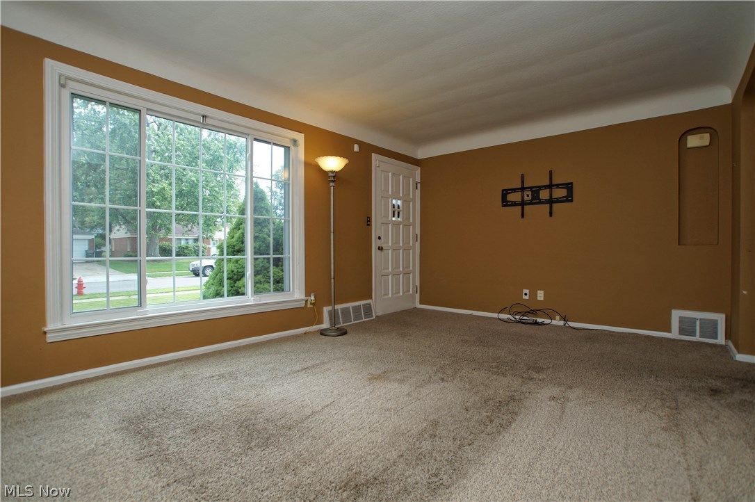 Walter H Telling Broadfield Su - Residential