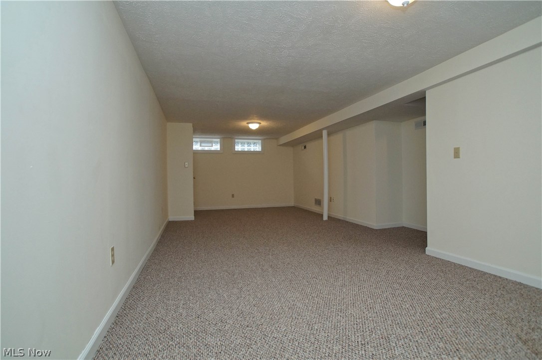 Walter H Telling Broadfield Su - Residential