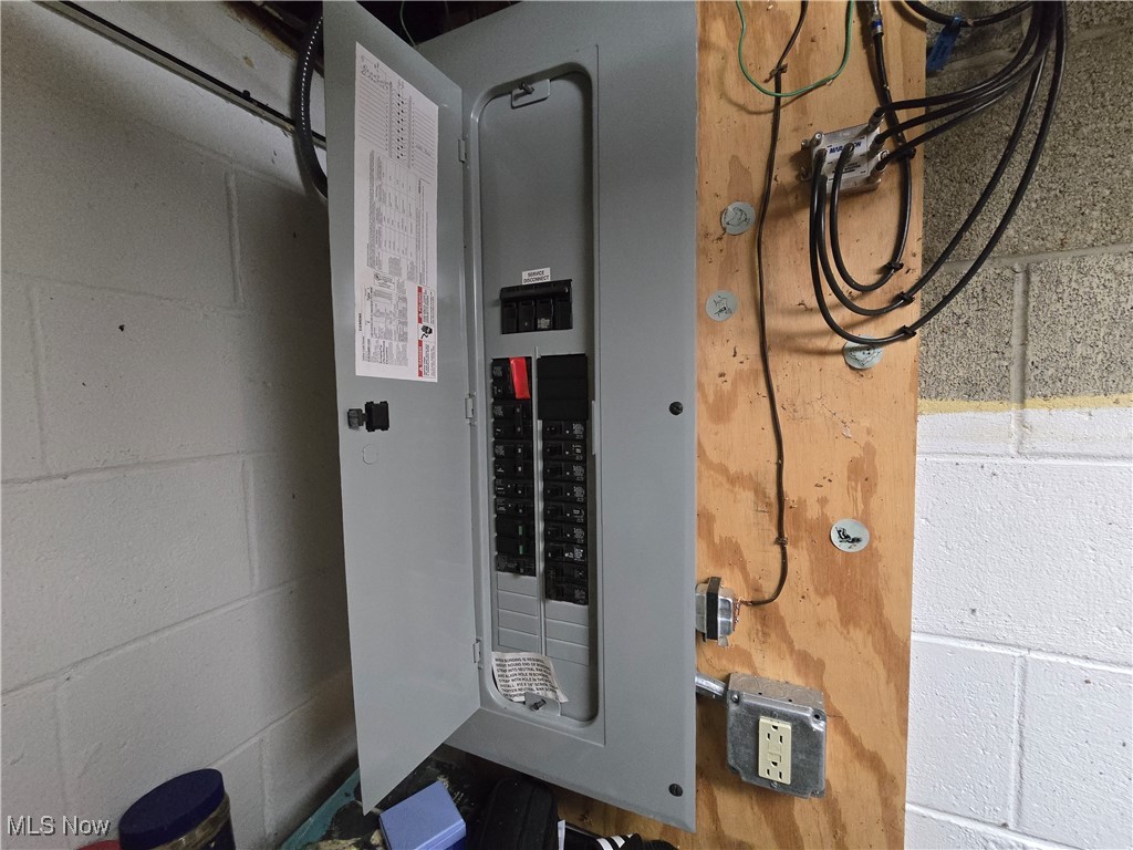 Holmes Ents Co Woodland S - Residential