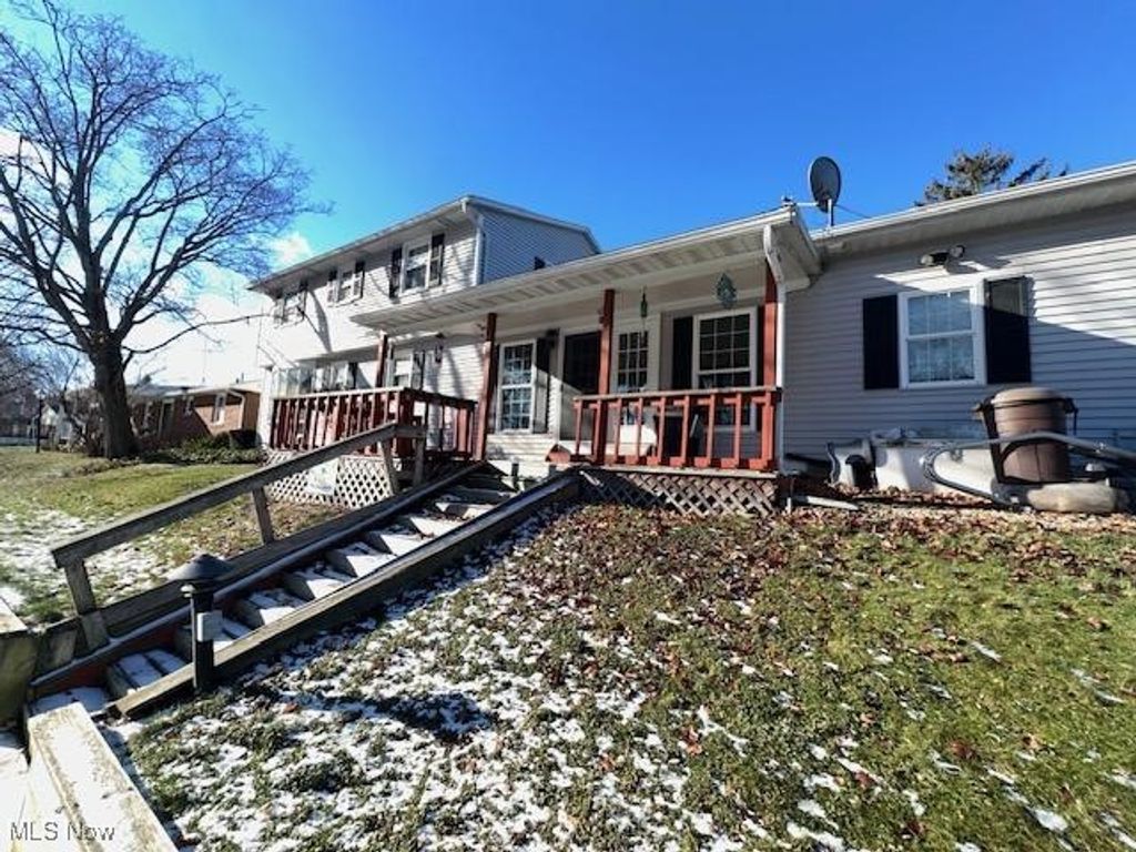 Photo of 915 Nautical Drive, Vermilion, OH 44089 (MLS # 5174977)