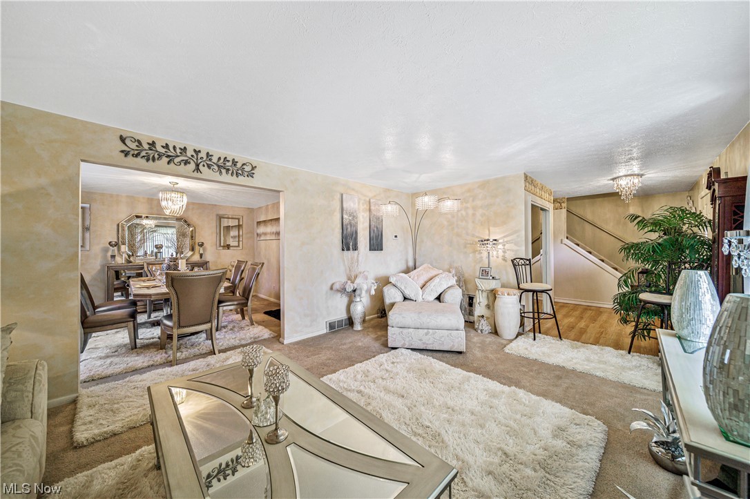 Euclid Manor - Residential