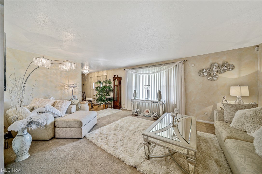 Euclid Manor - Residential