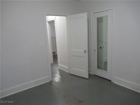 Tiny photo for 3754 W 130th Street, Cleveland, OH 44111 (MLS # 5178375)