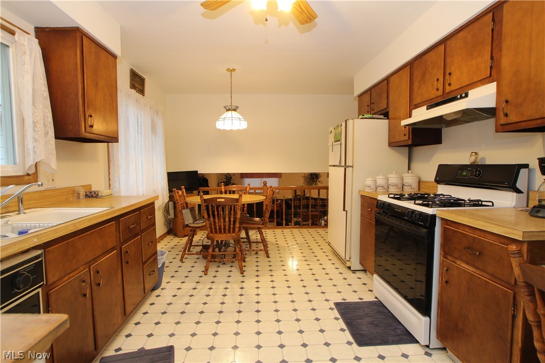 Green-Gold Hms Inc Garfield Vl - Residential