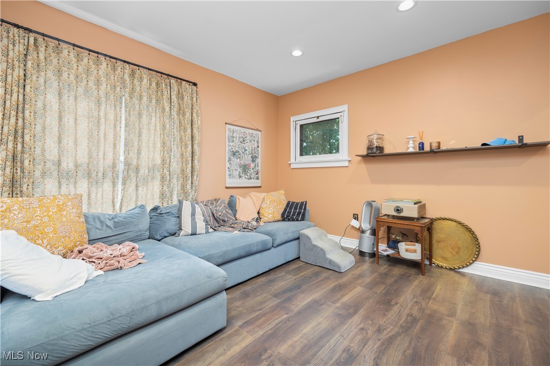 Heman Elys Town - Residential