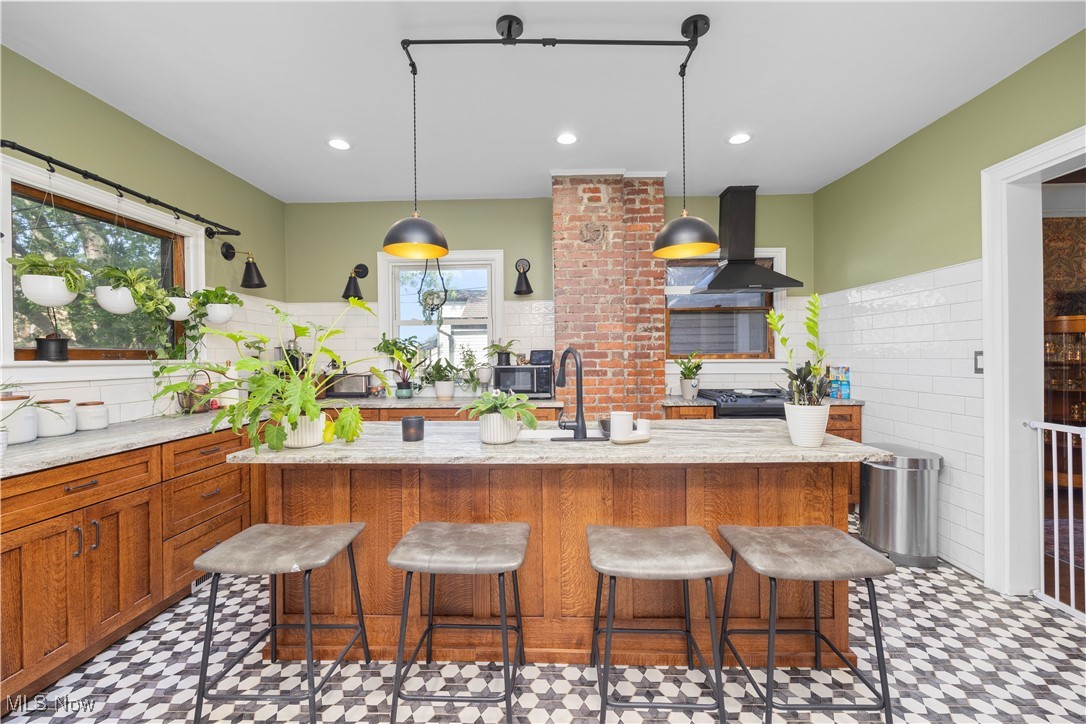 Heman Elys Town - Residential