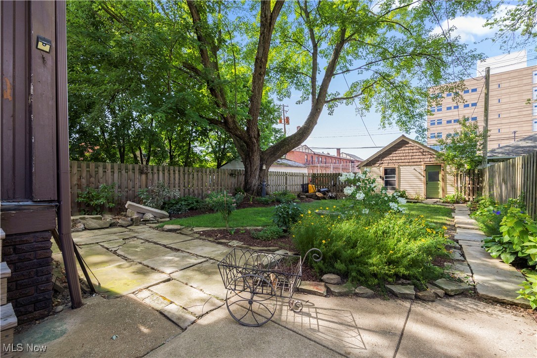 Heman Elys Town - Residential