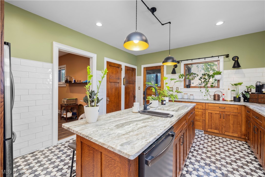 Heman Elys Town - Residential