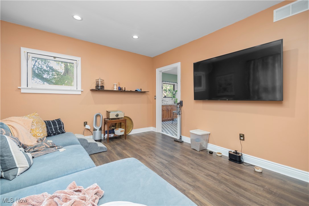 Heman Elys Town - Residential