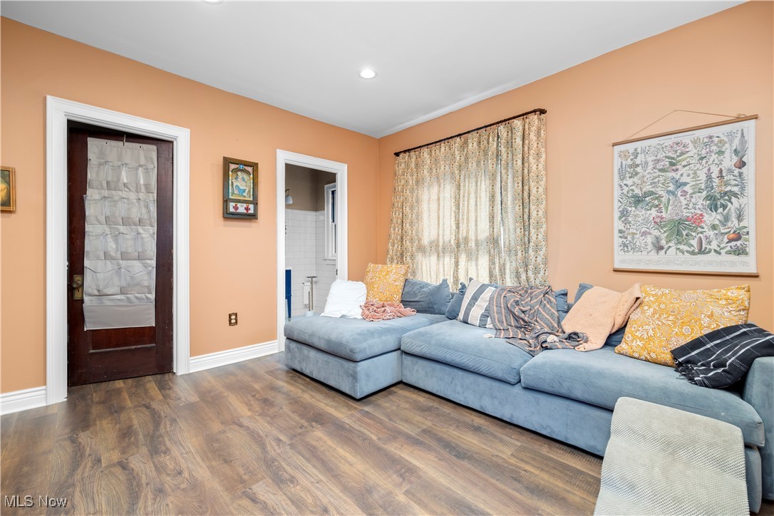 Heman Elys Town - Residential