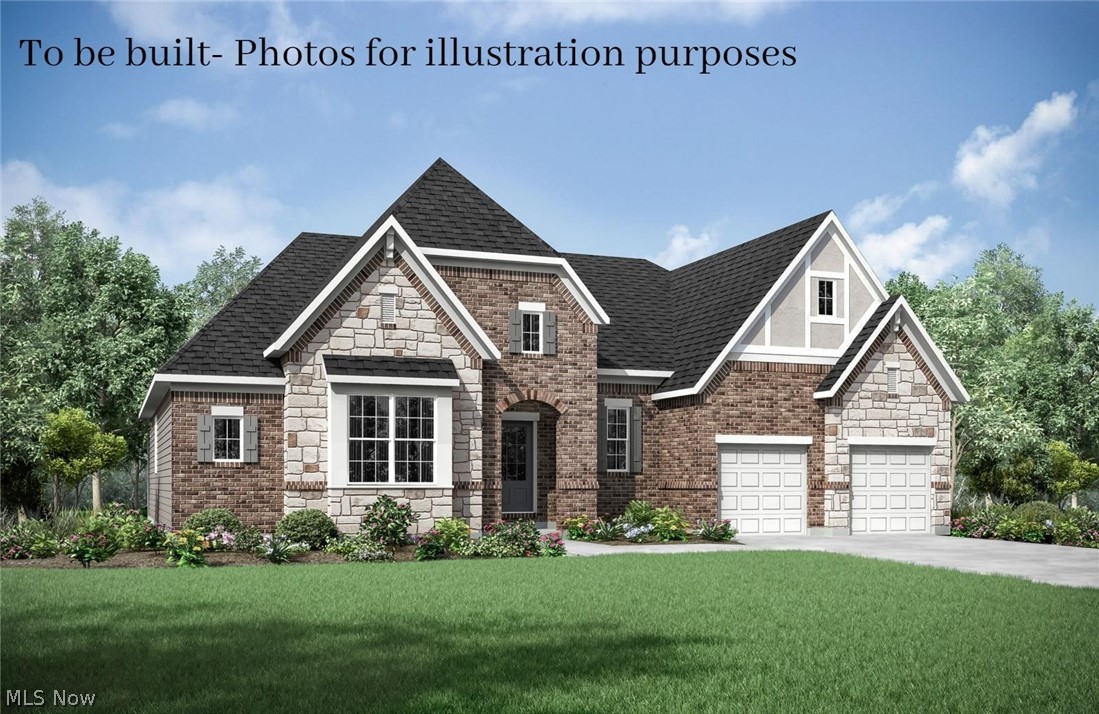 Drees Homes Lyndhurst floorplan. This home is to-be-built to customer specifications. Photos for illustration purposes only.