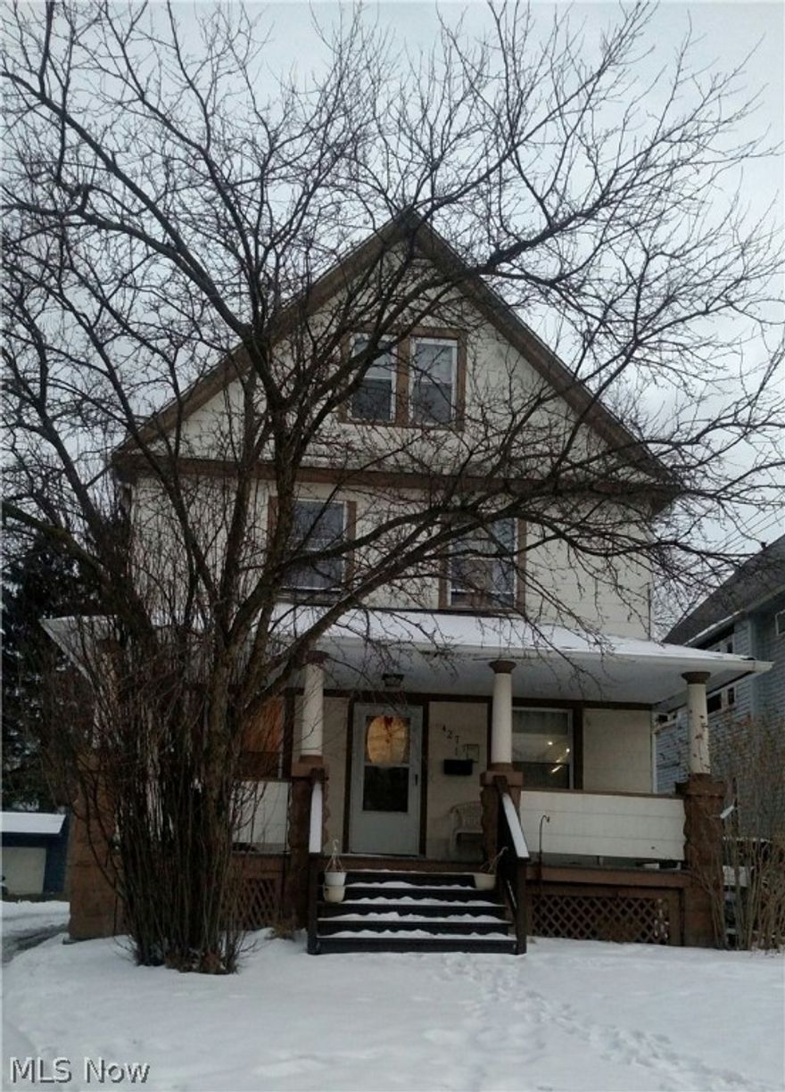 This Spacious up/down duplex is the perfect investment opportunity. Bottom unit has 2 bedrooms & 1 bath, spacious kitchen & living room w/ access to the basement. Top unit has 3 bedrooms, 1 bath, spacious kitchen w/ appliances & living room, access to a balcony & boiler 4 years old. Basement waterproofed w/ sump pump. Most of the windows have been replaced & Roof is 4 years old. Fenced in backyard, 2 car detached garage & covered front porch. Location near the Steelyard Commons & quick interstate access. Call today and schedule your showing!