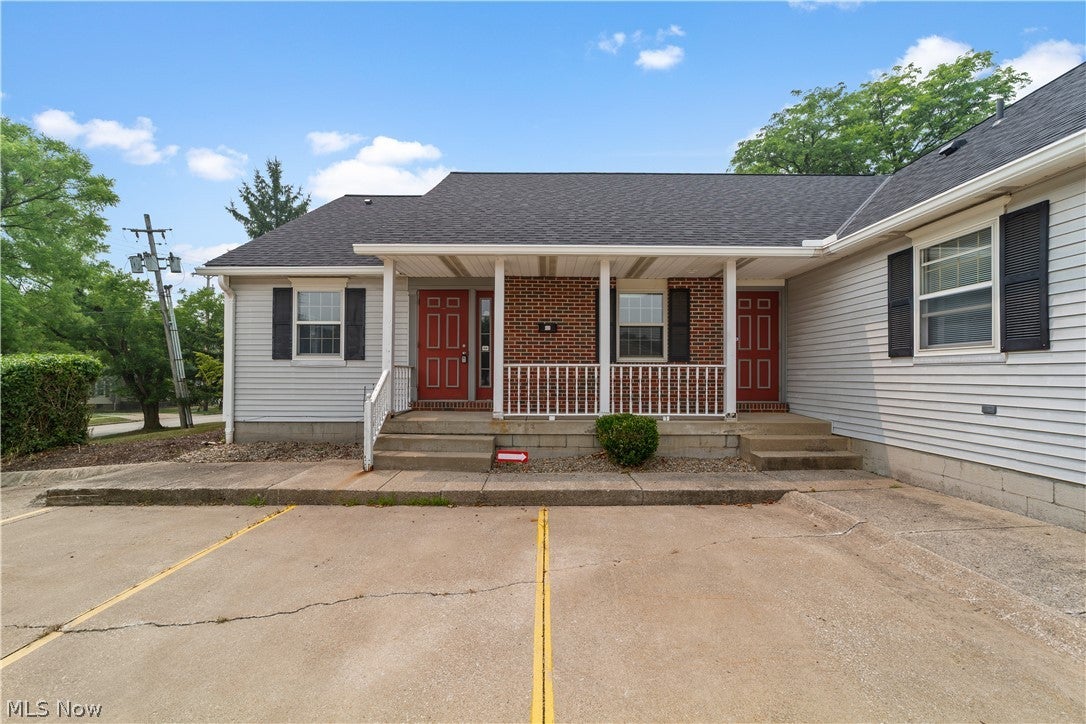 531 E Smith Road