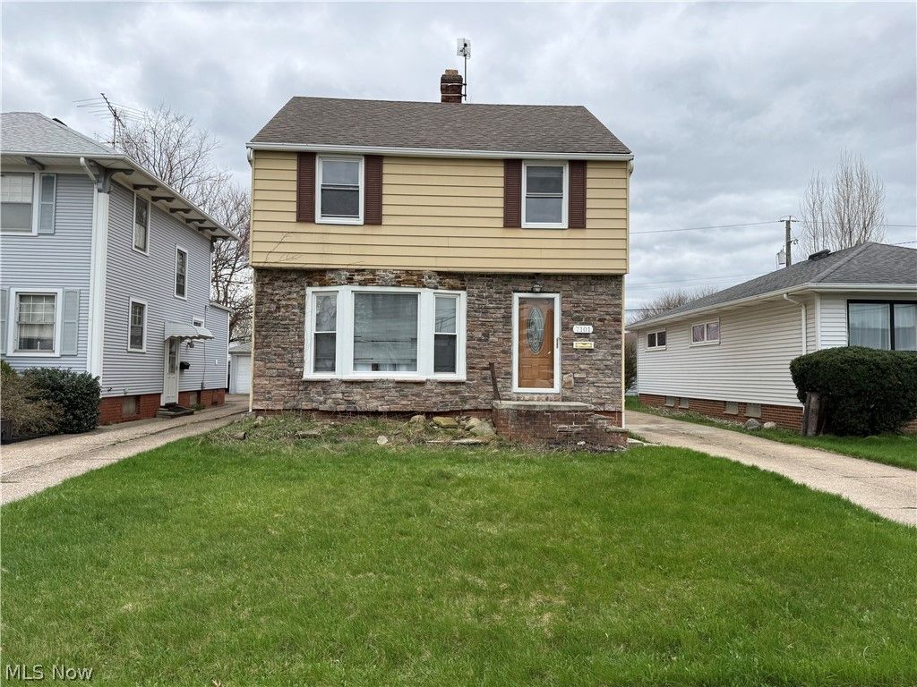 Photo of 7101 Plainfield Avenue, Cleveland, OH 44144 (MLS # 5199459)