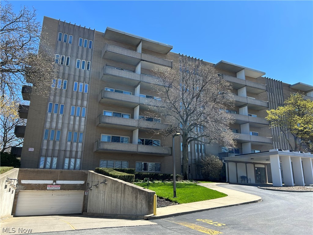 Saxon House Condo - Residential