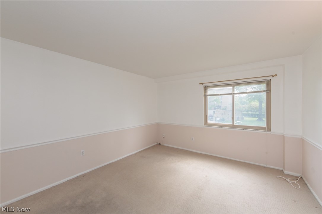 Saxon House Condo - Residential