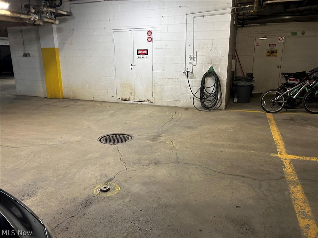 Saxon House Condo - Residential