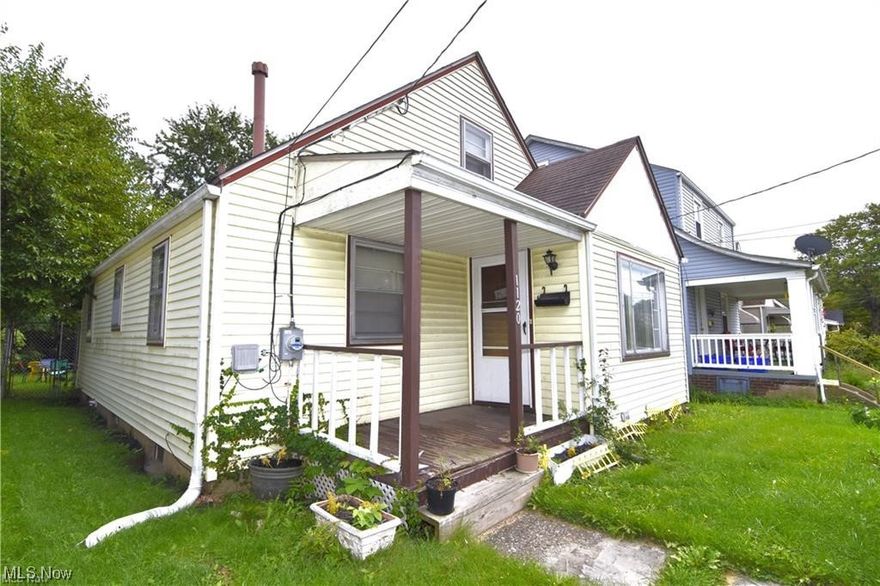 This bungalow has over 1200 sq ft and a detached single car garage. Two Bedroom that can be converted in 3 bedrooms. With a little Tlc this could be a great first home or investment property. Covered Patio off the back. Alley access to garage as well as street parking. This would be a great property to add to a portfolio. Set up your showing today.