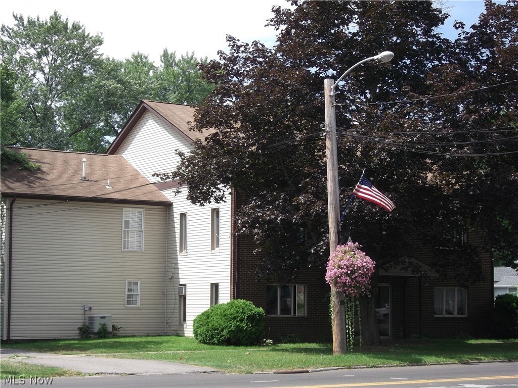 Original Town/Newton Falls - Commercial Sale