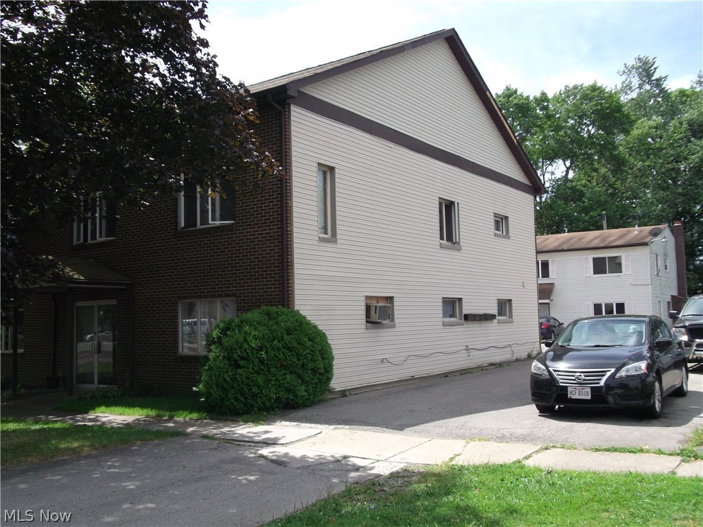 Original Town/Newton Falls - Commercial Sale