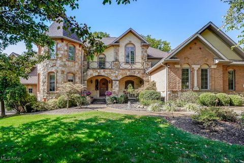 2942 Torrey Pines Circle NW Canton OH 44708