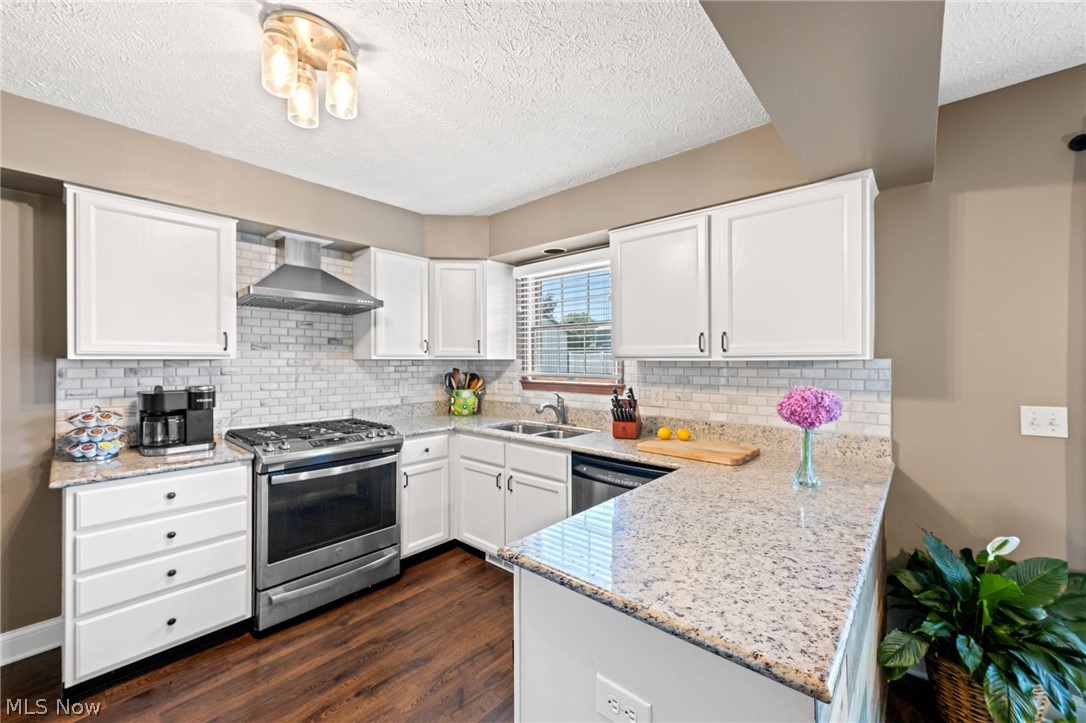 Pine Lakes Village - Residential