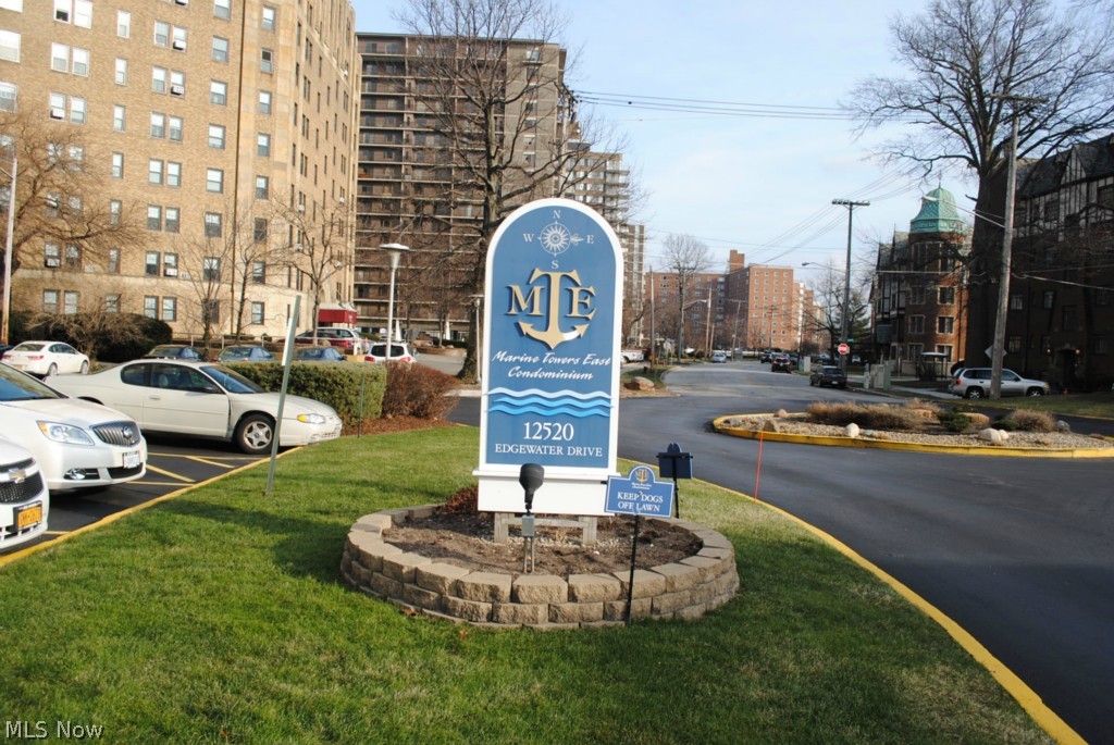 Marine Towers East - Residential