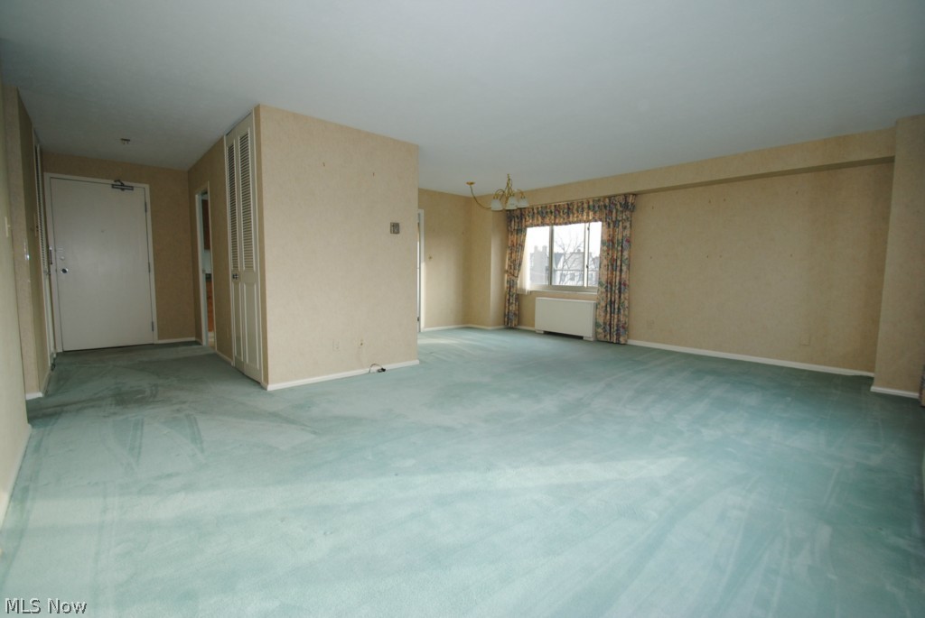 Marine Towers East - Residential