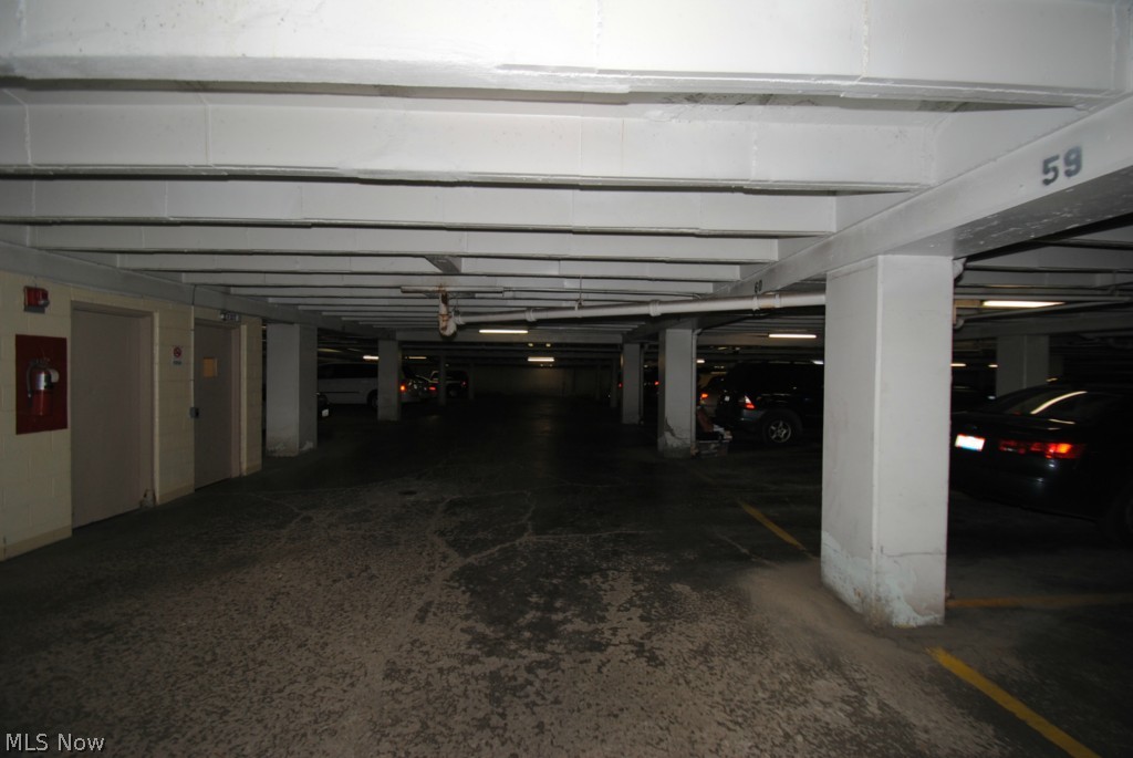 Marine Towers East - Residential