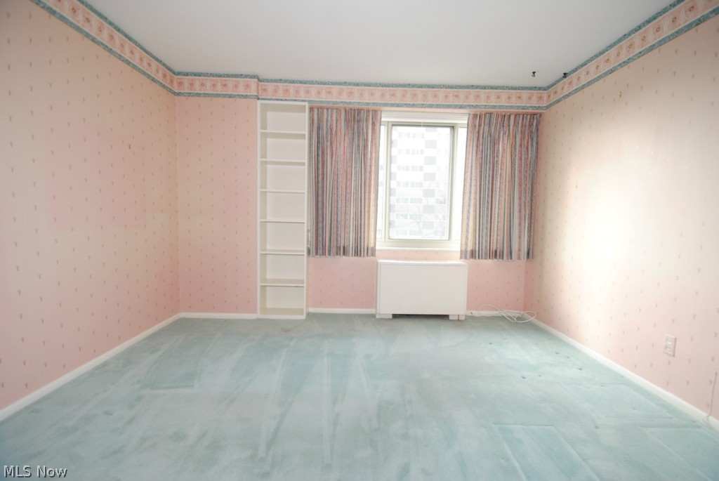 Marine Towers East - Residential