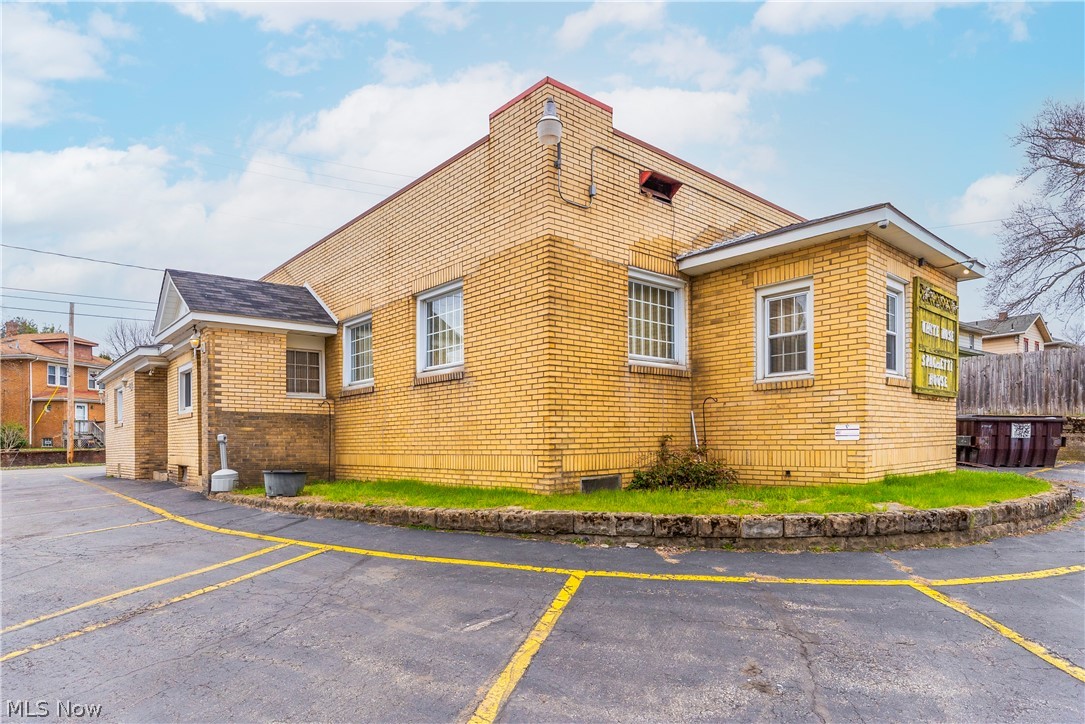 Westinghouse View - Commercial Sale