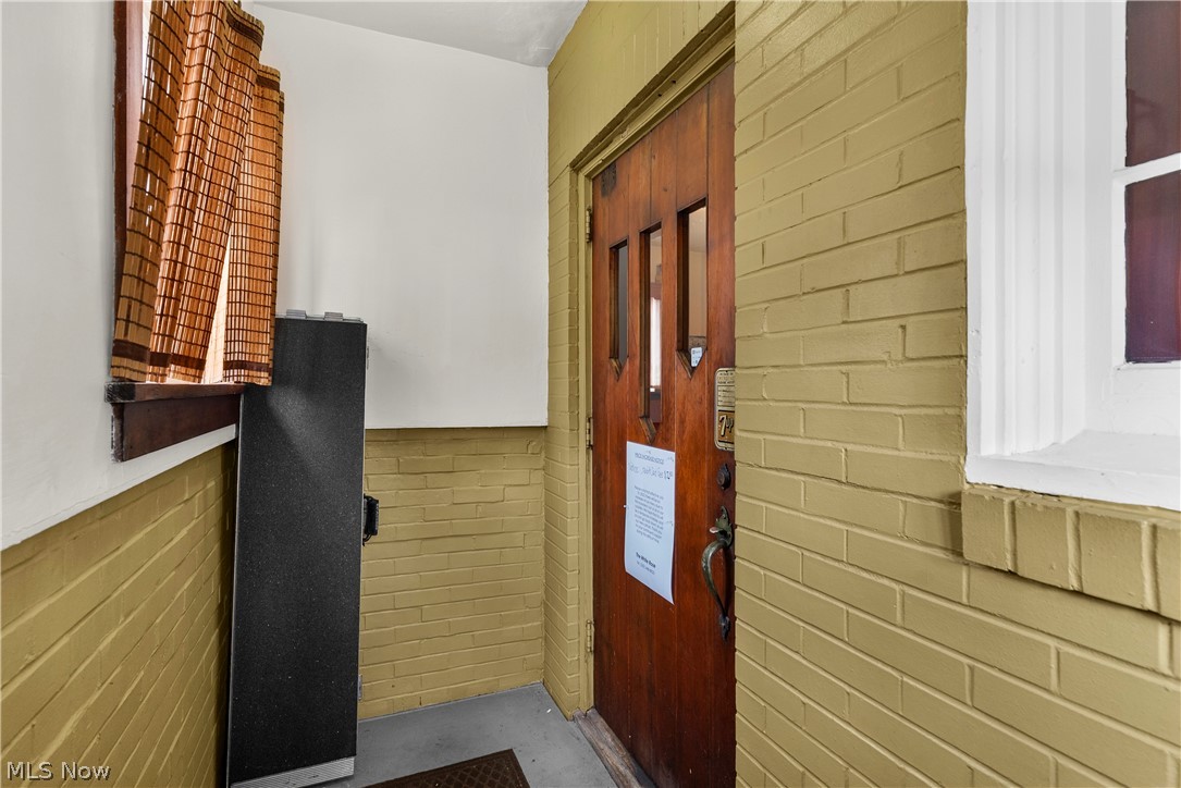 Westinghouse View - Commercial Sale