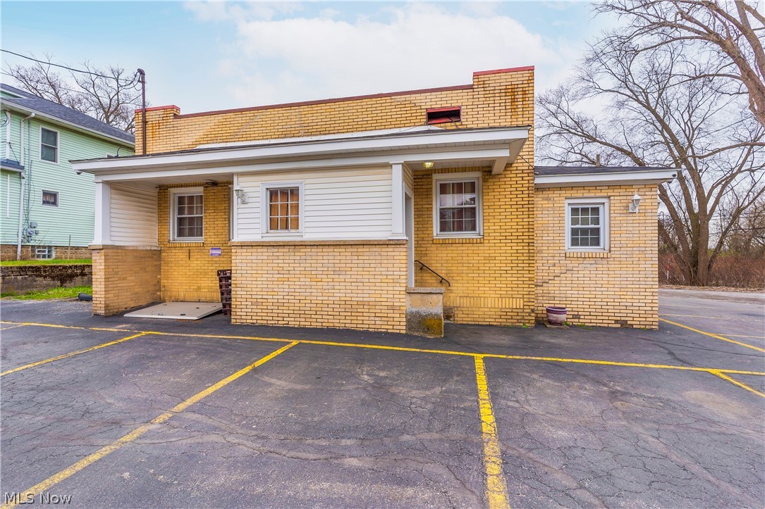Westinghouse View - Commercial Sale