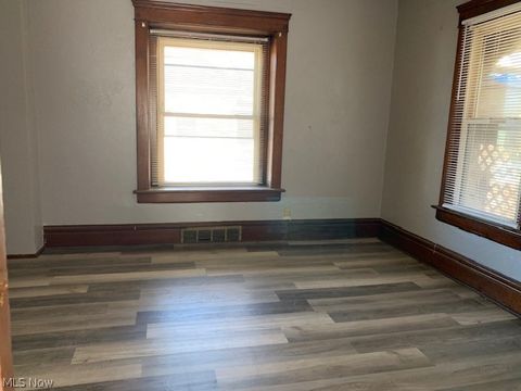 Tiny photo for 673 Sumner Street, Akron, OH 44311 (MLS # 5197977)