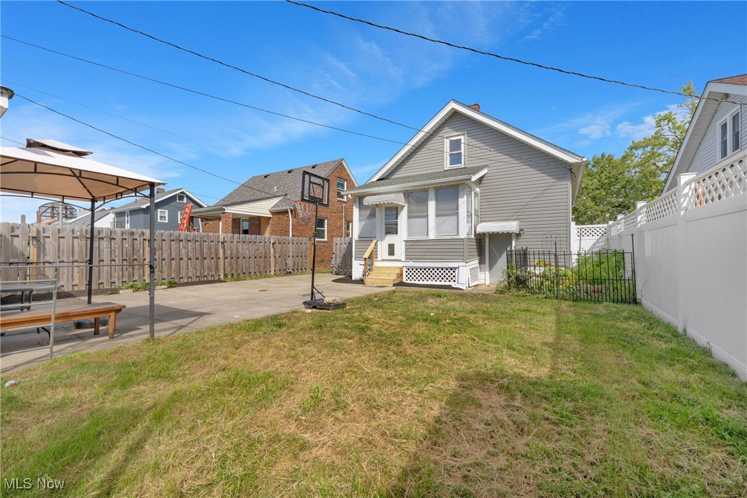 Ridgewood Gardens - Residential