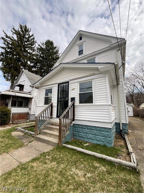 Homes For Sale - 425 Spaulding Street<br/> Summit County, Akron, OH 44310