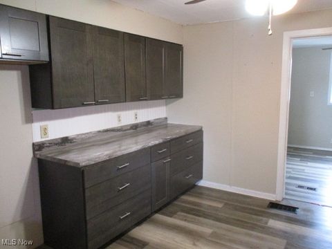 Tiny photo for 46201 Wyoming Avenue, East Liverpool, OH 43920 (MLS # 5178613)