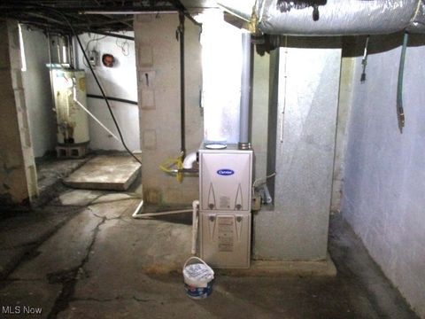 Tiny photo for 46201 Wyoming Avenue, East Liverpool, OH 43920 (MLS # 5178613)