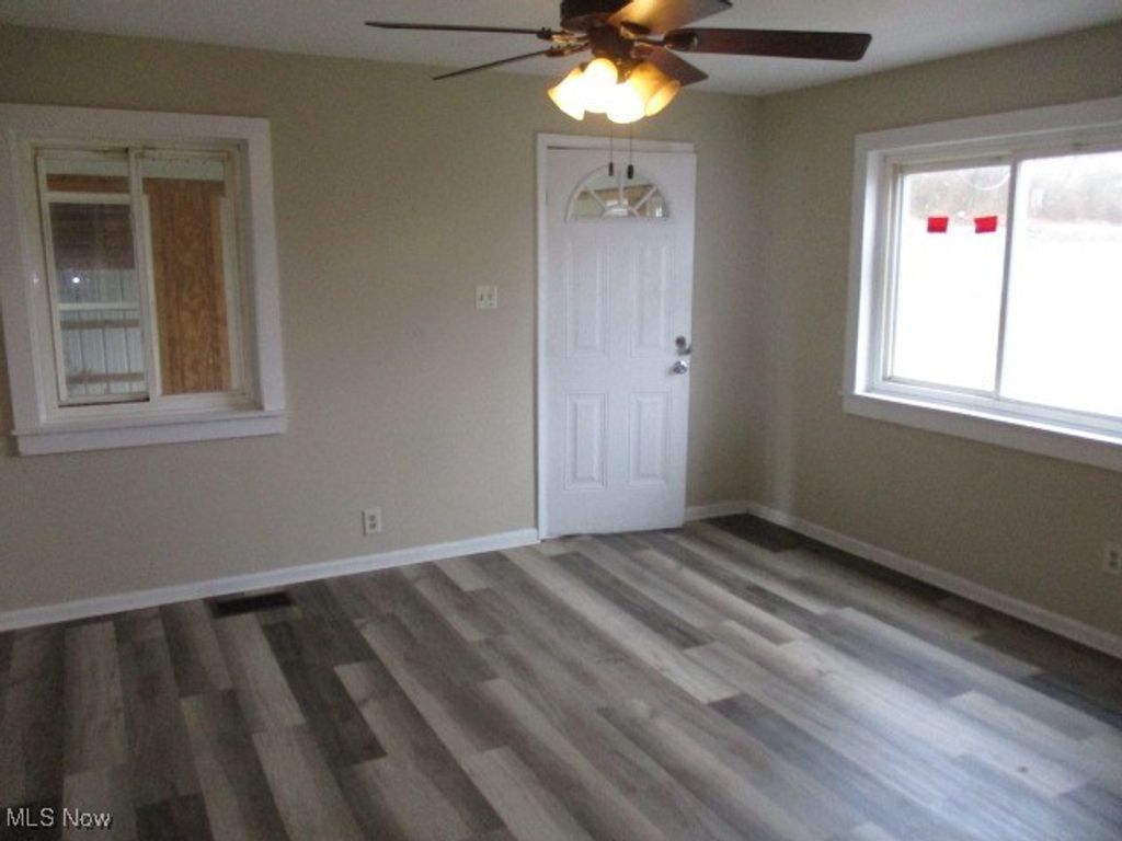 Photo of 46201 Wyoming Avenue, East Liverpool, OH 43920 (MLS # 5178613)