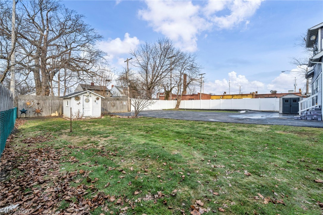 Beachland 02 - Residential