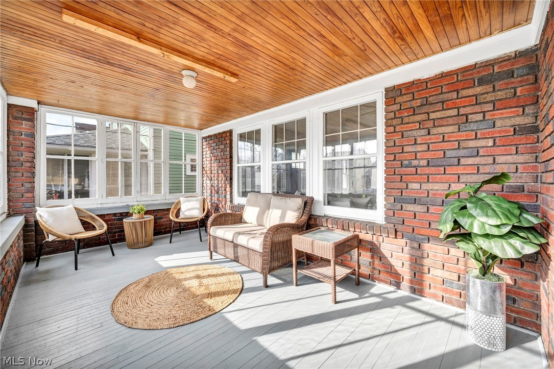 Beachland 02 - Residential