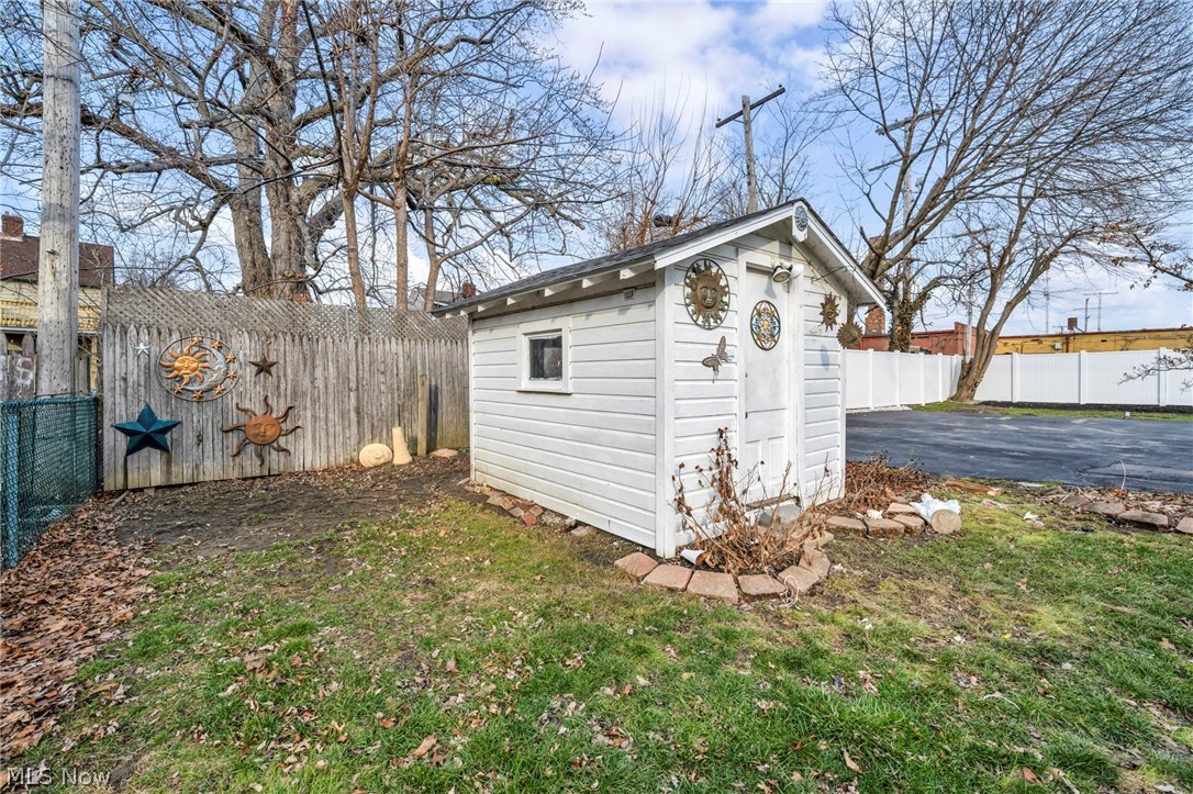 Beachland 02 - Residential