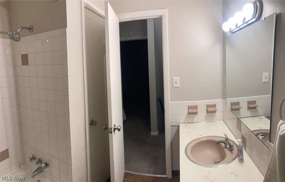 Park Heights Estate #10 - Commercial Sale