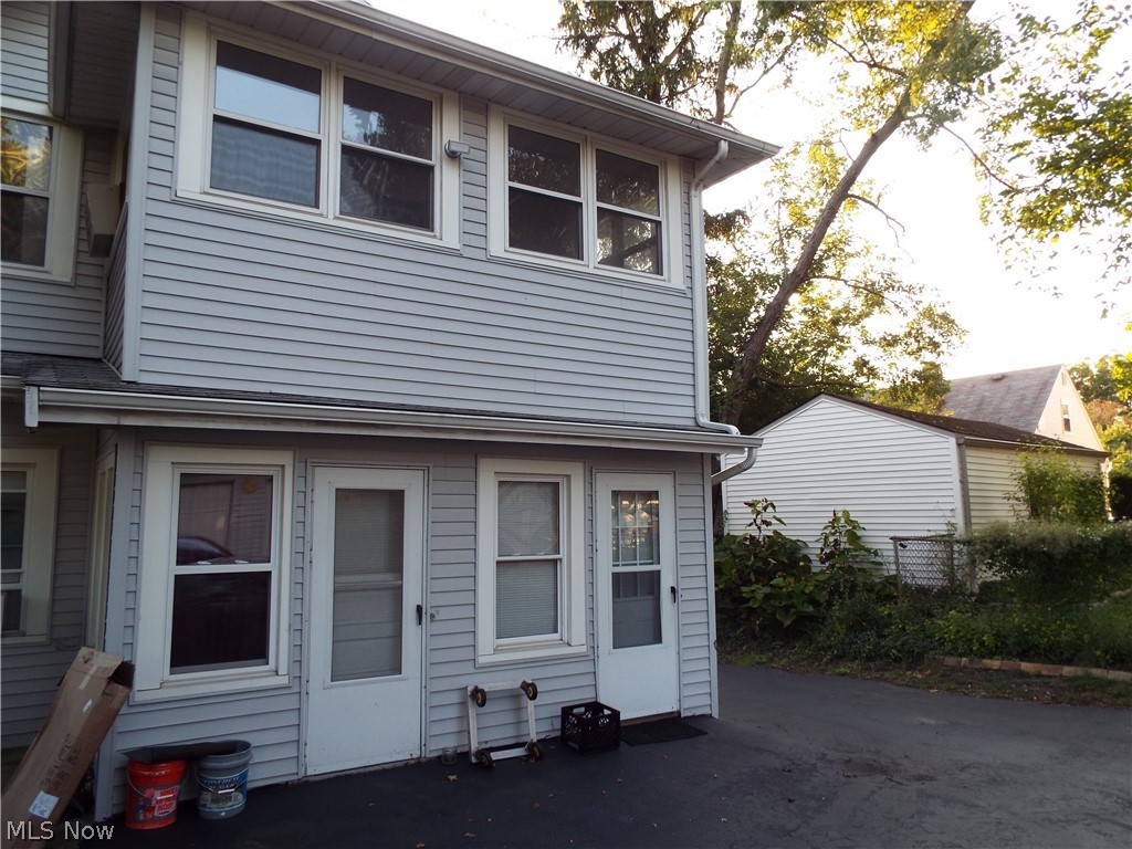 Bedford Farm Homes - Residential Income