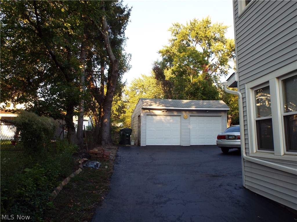 Bedford Farm Homes - Residential Income