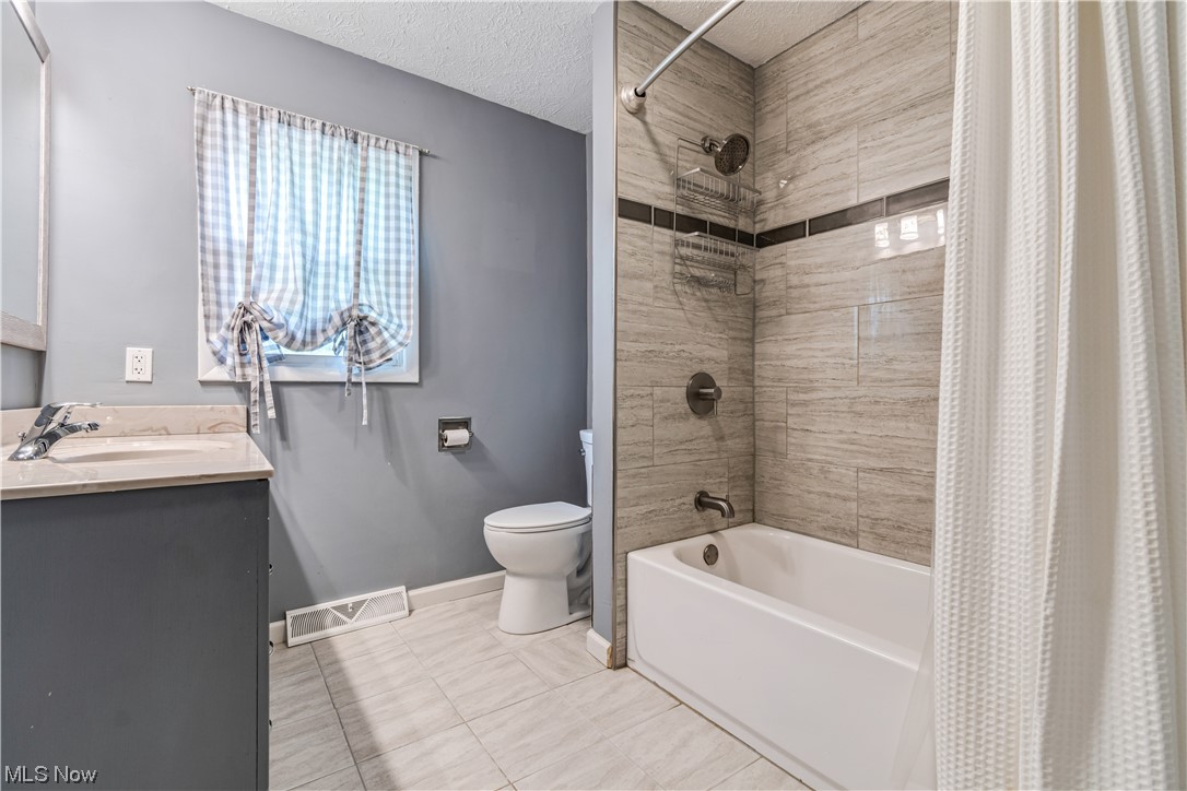 Vill Gr Sub - Residential