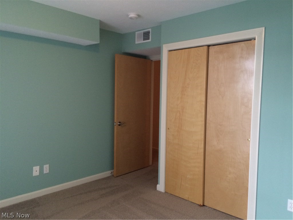 Stonebridge Condos - Residential