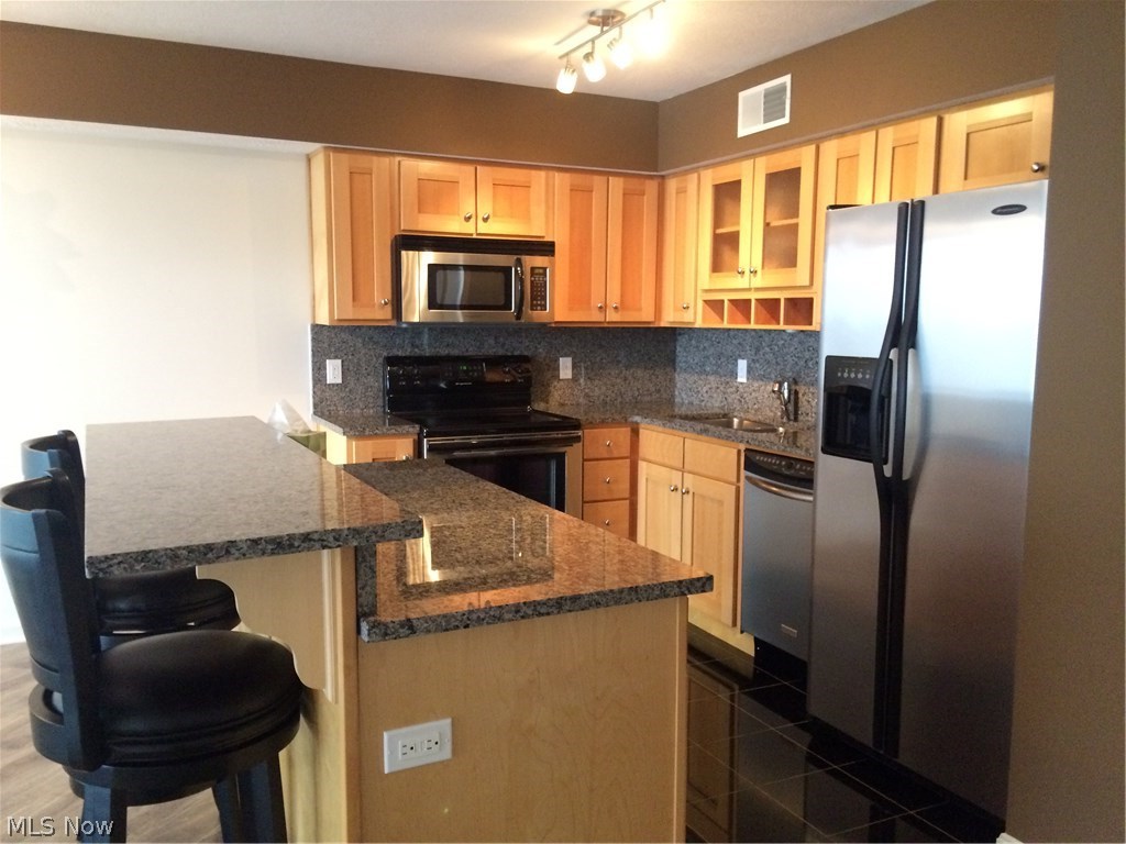 Stonebridge Condos - Residential