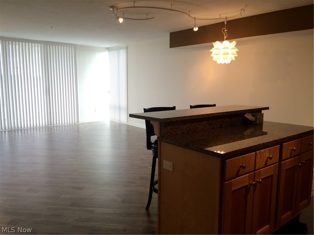 Stonebridge Condos - Residential