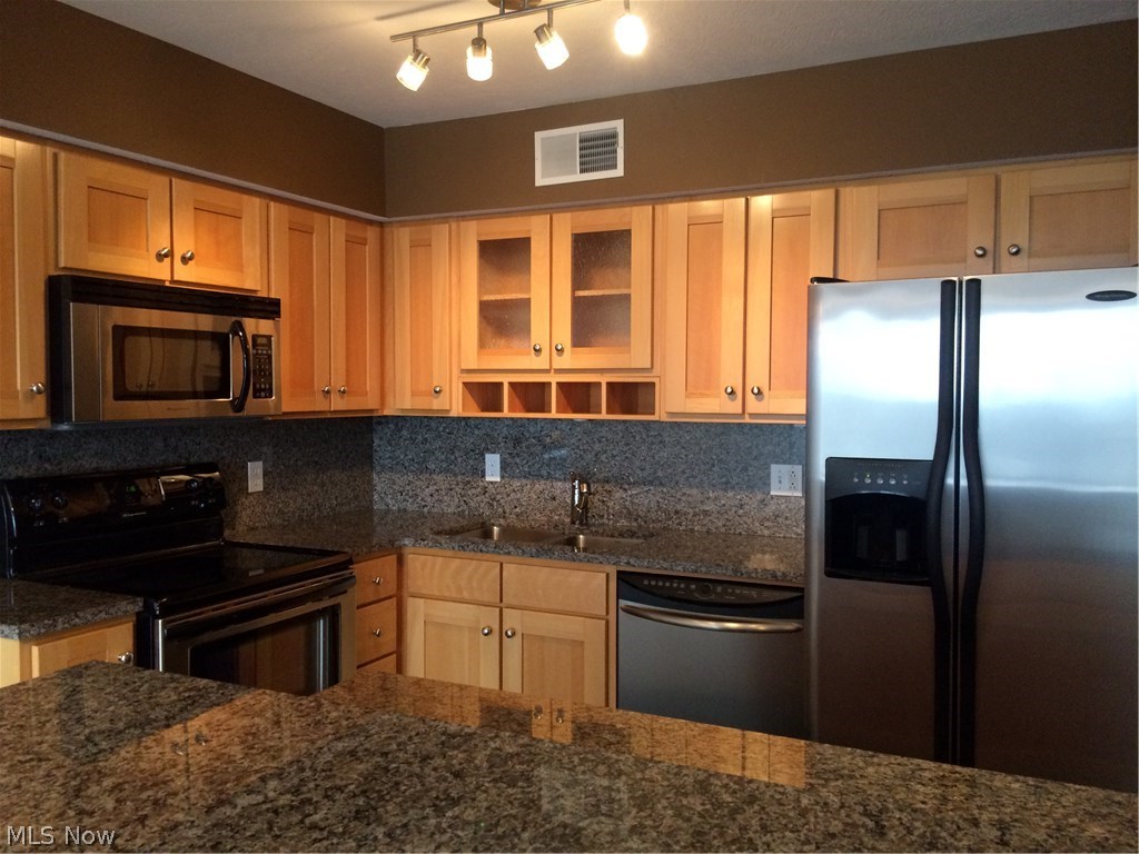 Stonebridge Condos - Residential